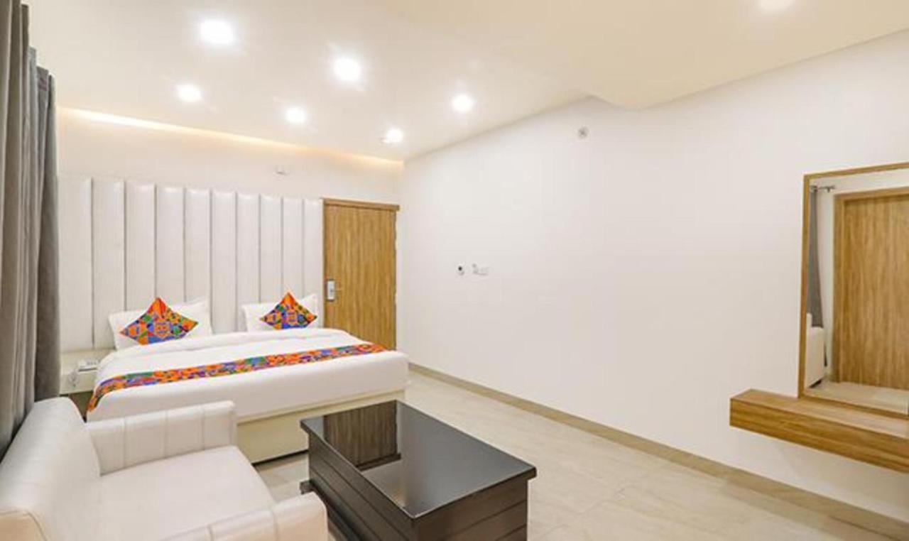 Fabhotel Ruklo Патна Экстерьер фото